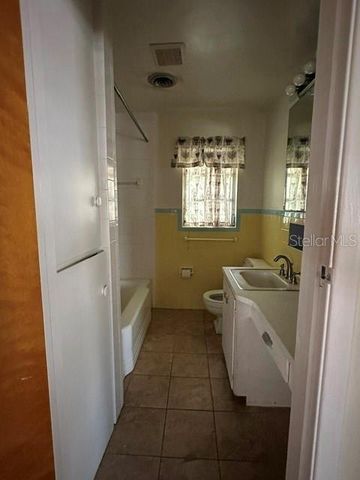 248 S CLAYTON STREET, Mount Dora, FL 32757