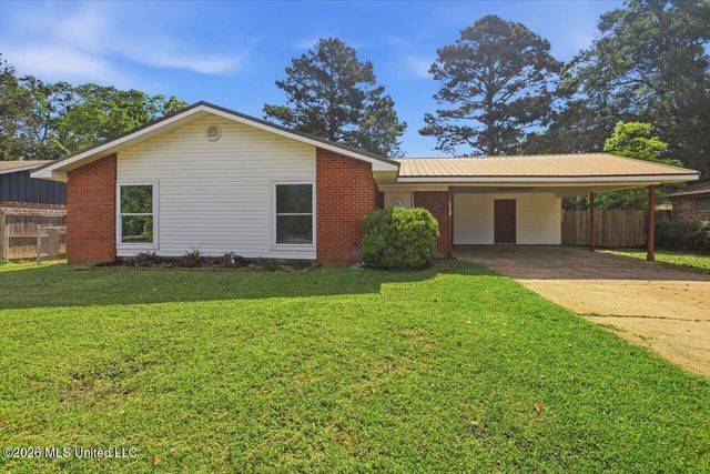 256 Cloverdale Place, Pearl, MS 39208