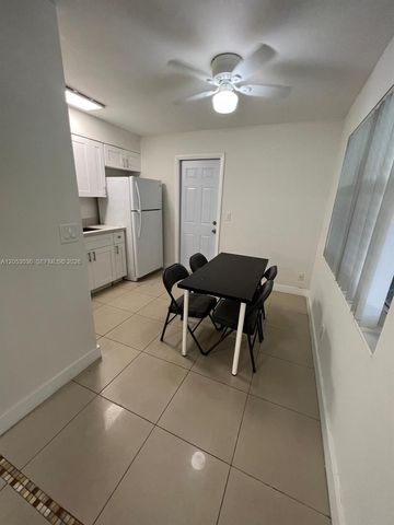 620 SW 7th Avenue, Hallandale Beach, FL 33009