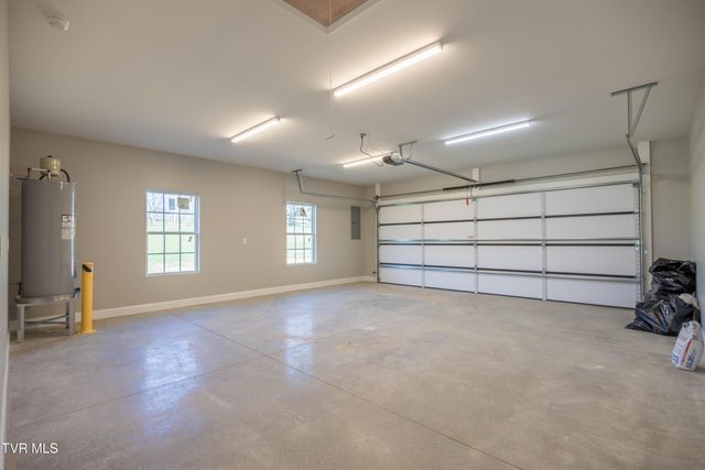 550 Gibson Loop, Afton, TN 37616