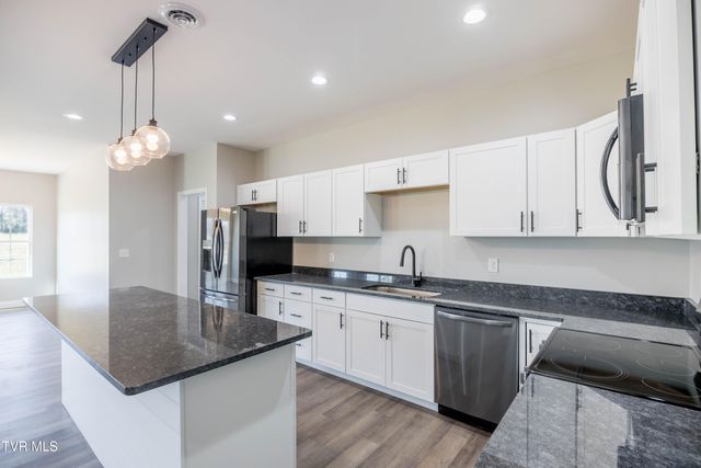 550 Gibson Loop, Afton, TN 37616