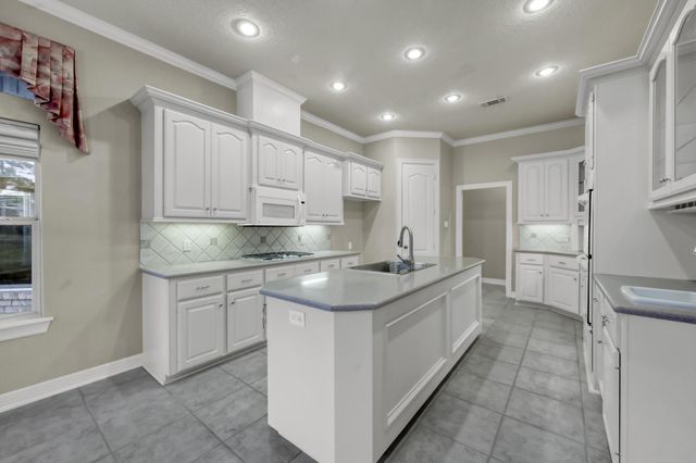 3079 Bentwater Drive, Montgomery, TX 77356