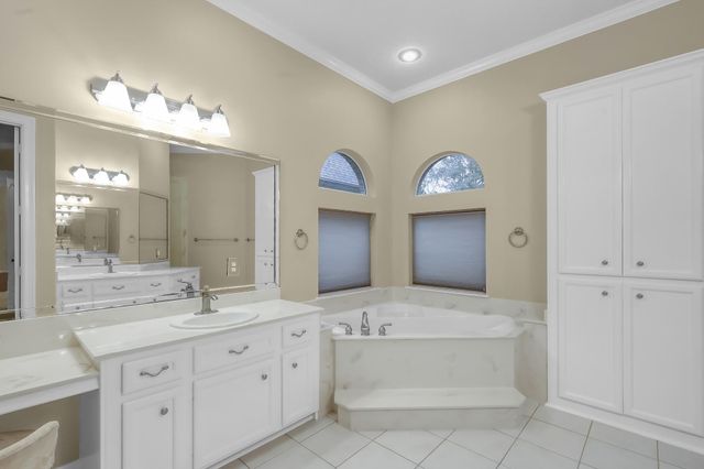 3079 Bentwater Drive, Montgomery, TX 77356