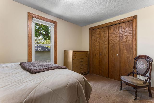 19463 Proctor Road NW, Elk River, MN 55330