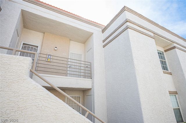 3150 Soft Breezes Drive 2047, Las Vegas, NV 89128