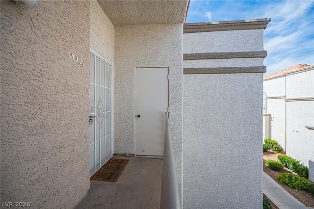 3150 Soft Breezes Drive 2047, Las Vegas, NV 89128
