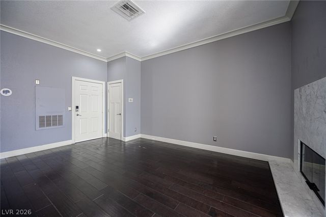 3150 Soft Breezes Drive 2047, Las Vegas, NV 89128