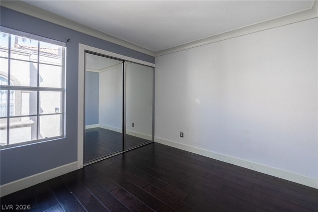 3150 Soft Breezes Drive 2047, Las Vegas, NV 89128