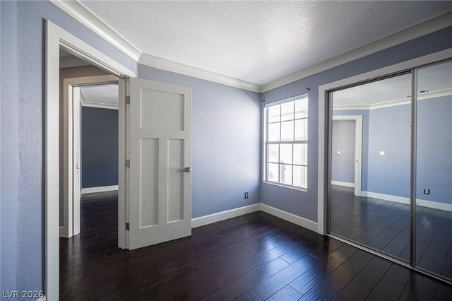 3150 Soft Breezes Drive 2047, Las Vegas, NV 89128