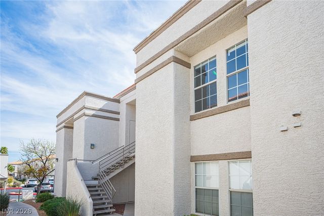 3150 Soft Breezes Drive 2047, Las Vegas, NV 89128