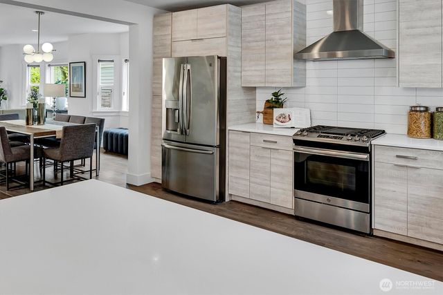 1725 Martin Luther King Jr Way, Seattle, WA 98122