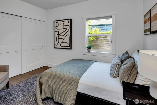 1725 Martin Luther King Jr Way, Seattle, WA 98122