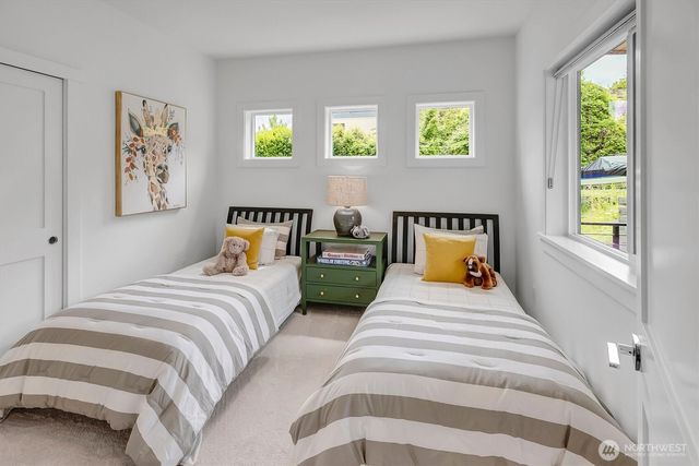 1725 Martin Luther King Jr Way, Seattle, WA 98122