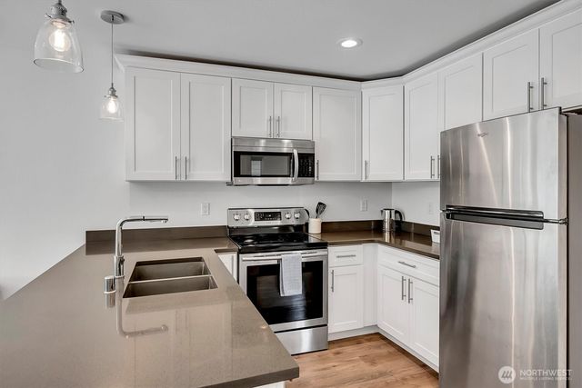 1725 Martin Luther King Jr Way, Seattle, WA 98122