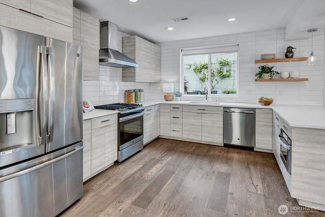 1725 Martin Luther King Jr Way, Seattle, WA 98122