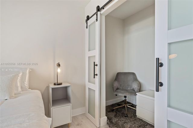 2301 Collins Ave 1130, Miami Beach, FL 33139