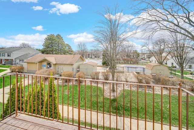 611 Kendall Court, Schaumburg, IL 60194