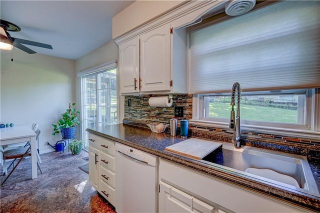 19021 E Ponca Drive, Independence, MO 64056