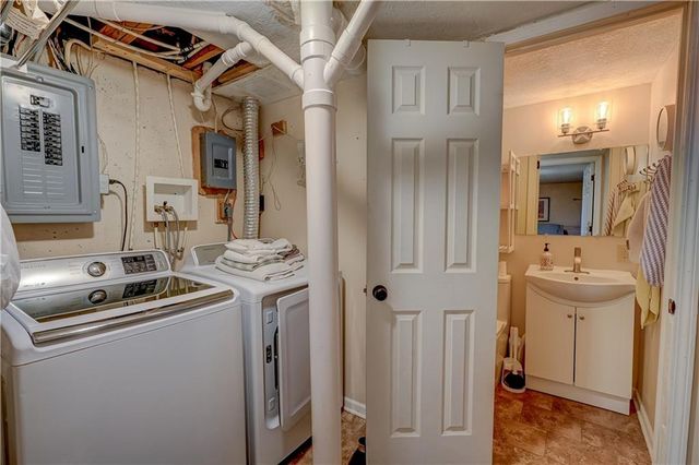 19021 E Ponca Drive, Independence, MO 64056