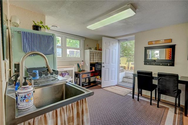 19021 E Ponca Drive, Independence, MO 64056