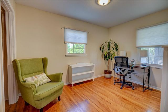 19021 E Ponca Drive, Independence, MO 64056