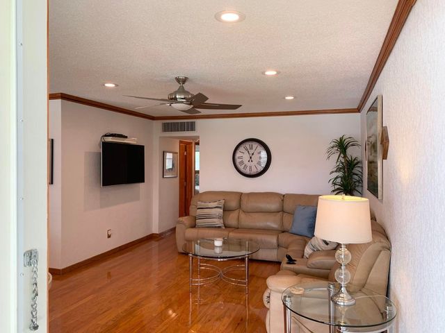 2453 NE 51st Street D309, Fort Lauderdale, FL 33308