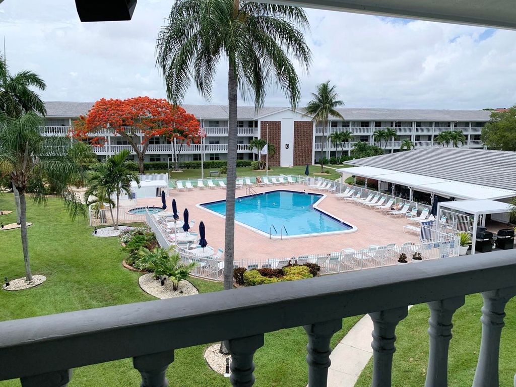 2453 NE 51st Street D309, Fort Lauderdale, FL 33308