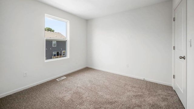 409 Lakeshore Court, St. Charles, IL 60174