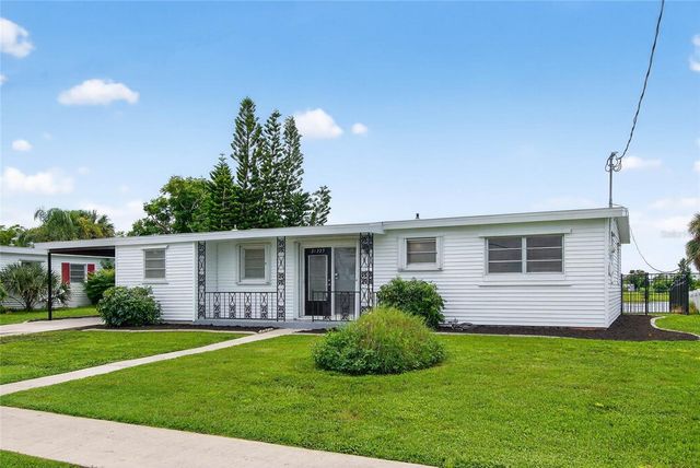 21227 GLADIS AVENUE, Port Charlotte, FL 33952