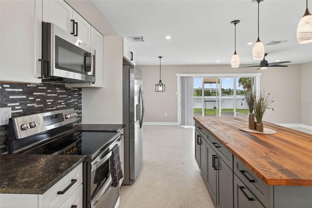 21227 GLADIS AVENUE, Port Charlotte, FL 33952