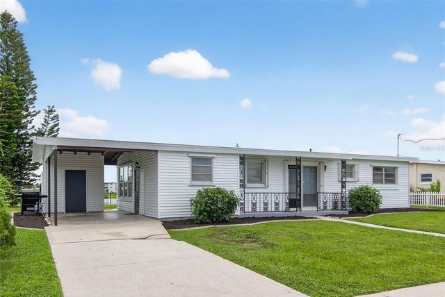 21227 GLADIS AVENUE, Port Charlotte, FL 33952