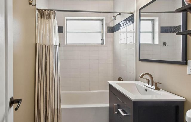 21227 GLADIS AVENUE, Port Charlotte, FL 33952