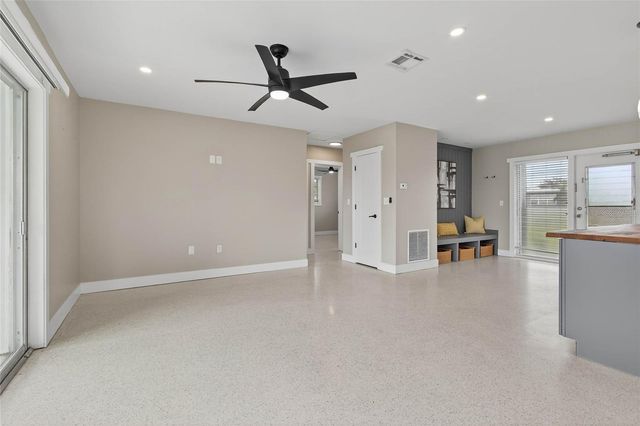 21227 GLADIS AVENUE, Port Charlotte, FL 33952