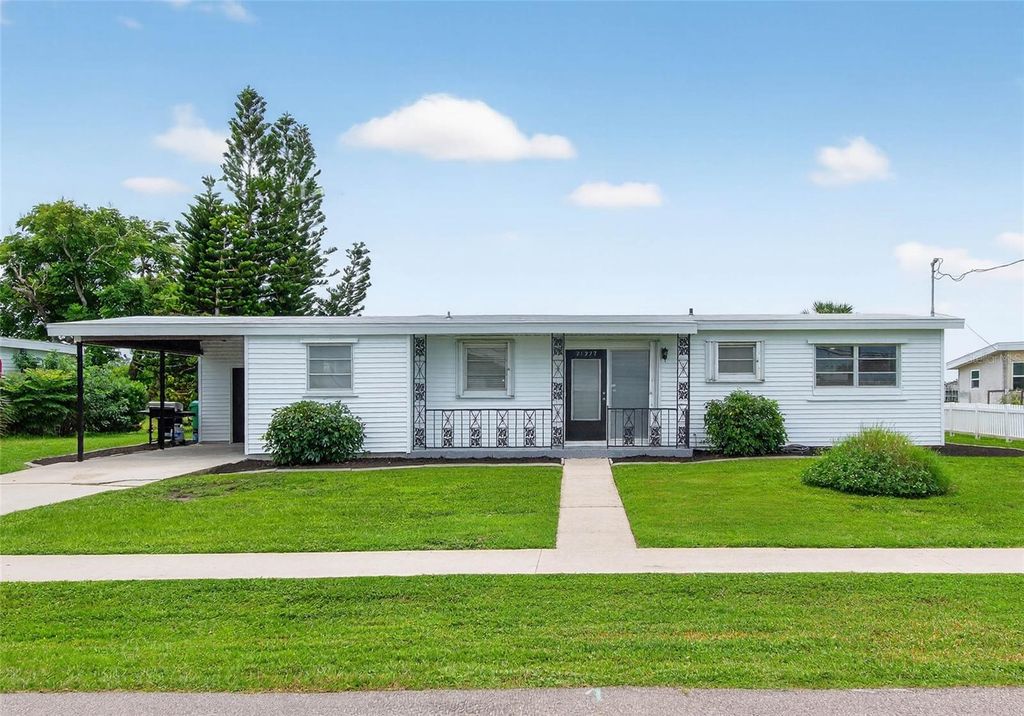 21227 GLADIS AVENUE, Port Charlotte, FL 33952