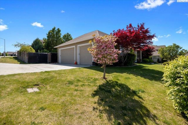8903 W 6th Ave, Kennewick, WA 99336