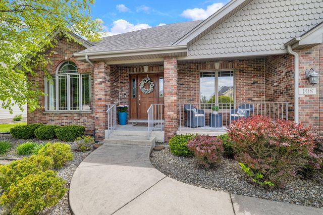 108 Exeter Road, Munster, IN 46321