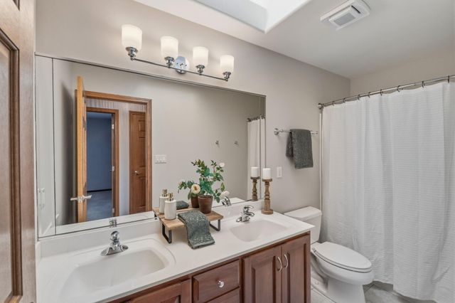 108 Exeter Road, Munster, IN 46321