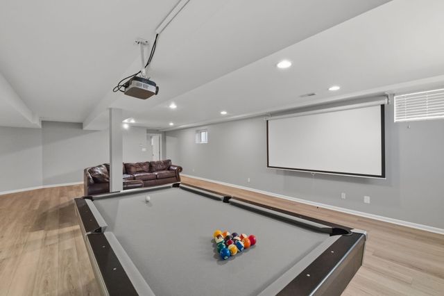 108 Exeter Road, Munster, IN 46321