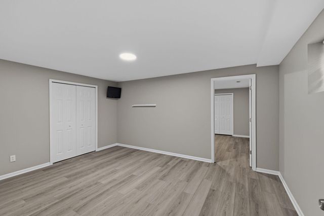 108 Exeter Road, Munster, IN 46321