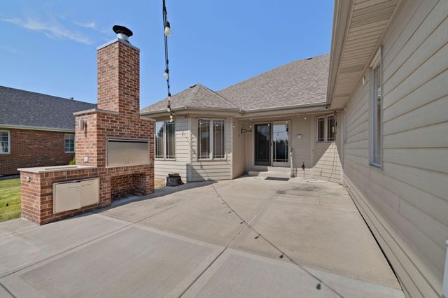 108 Exeter Road, Munster, IN 46321
