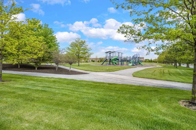 108 Exeter Road, Munster, IN 46321