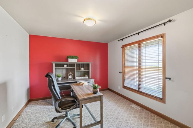 108 Exeter Road, Munster, IN 46321