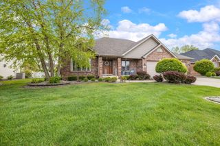 108 Exeter Road, Munster, IN 46321