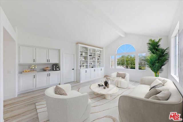 2211 Pebble Beach Trail, Oxnard, CA 93036