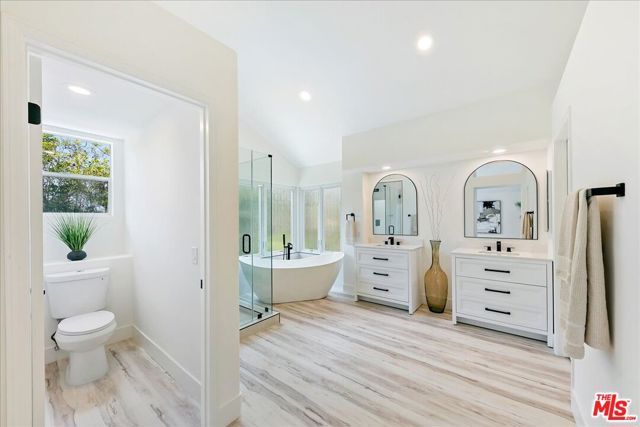 2211 Pebble Beach Trail, Oxnard, CA 93036