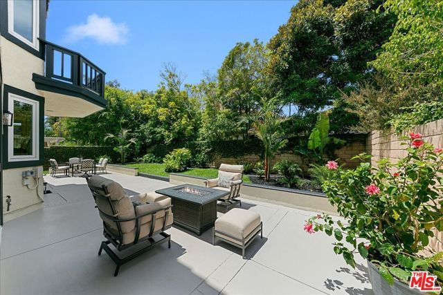 2211 Pebble Beach Trail, Oxnard, CA 93036