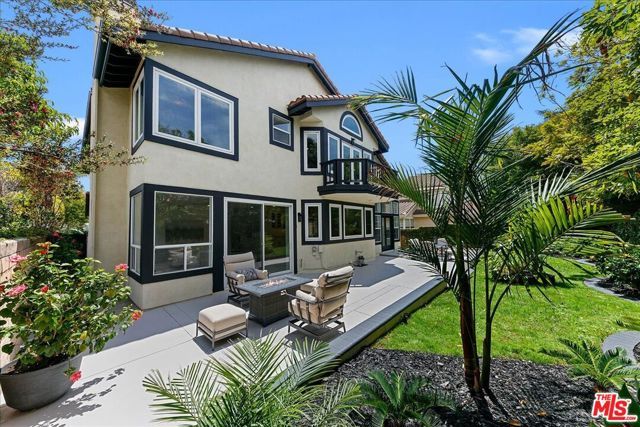2211 Pebble Beach Trail, Oxnard, CA 93036