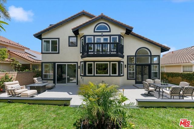 2211 Pebble Beach Trail, Oxnard, CA 93036