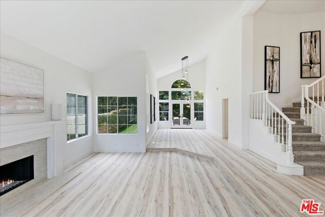 2211 Pebble Beach Trail, Oxnard, CA 93036