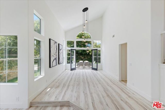 2211 Pebble Beach Trail, Oxnard, CA 93036